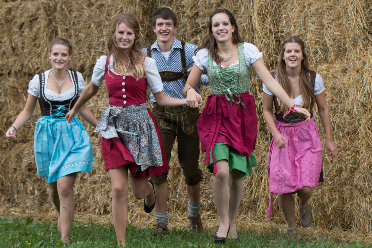 Fotoshooting im Dirndllook