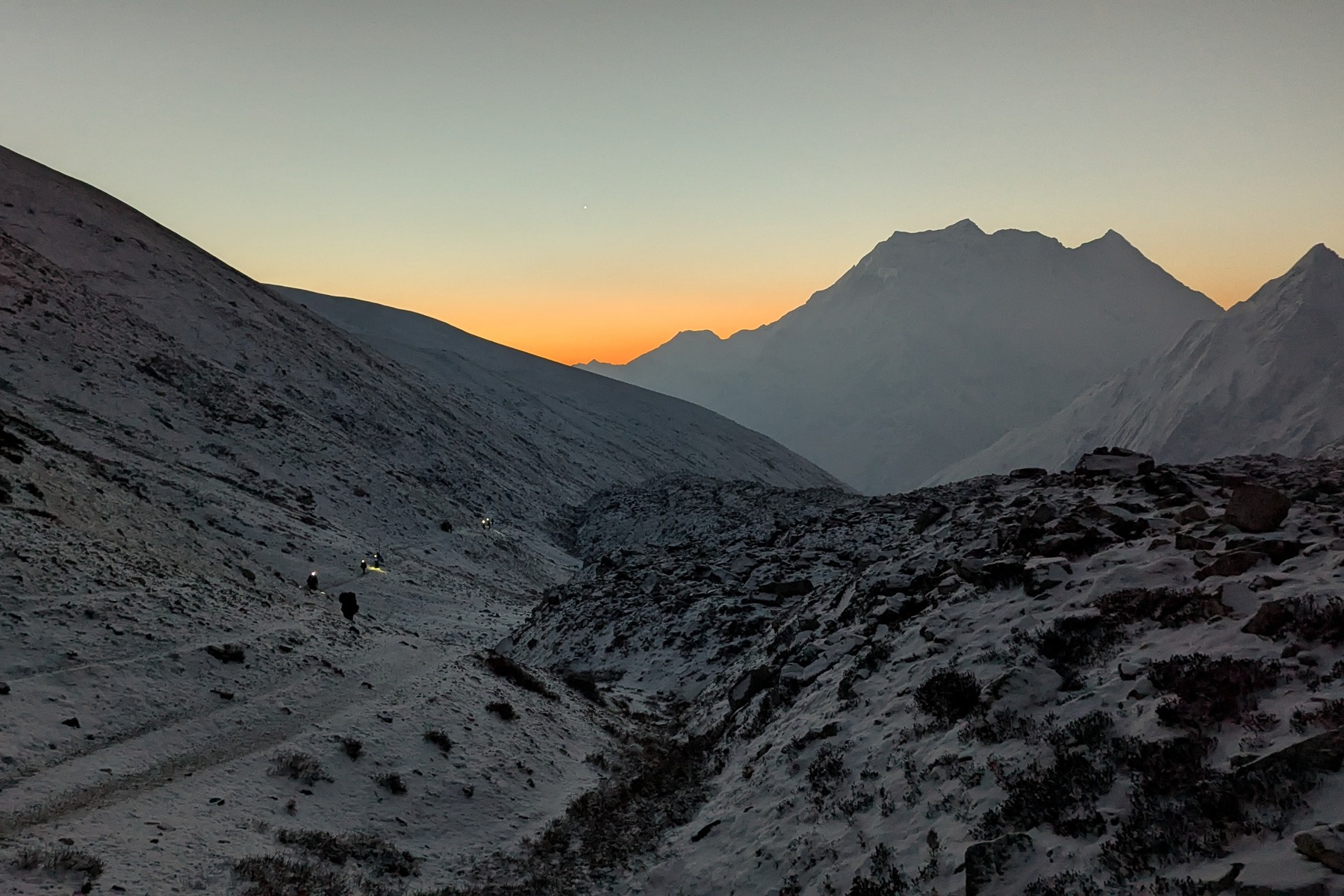 250405_12_233858215 250405_12_233858215